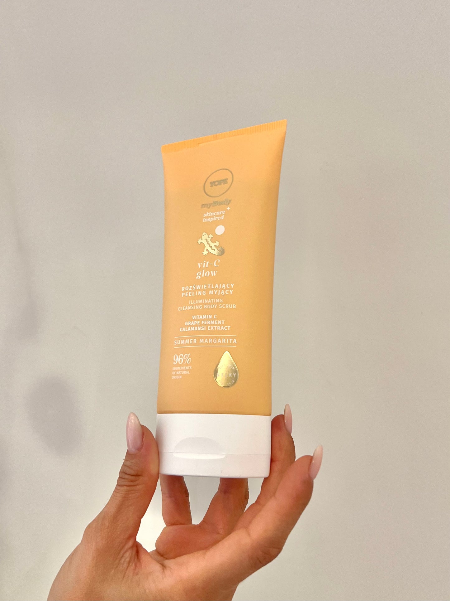 MY BODY YOPE VIT-C GLOW SCRUB CORPO con vitamina C