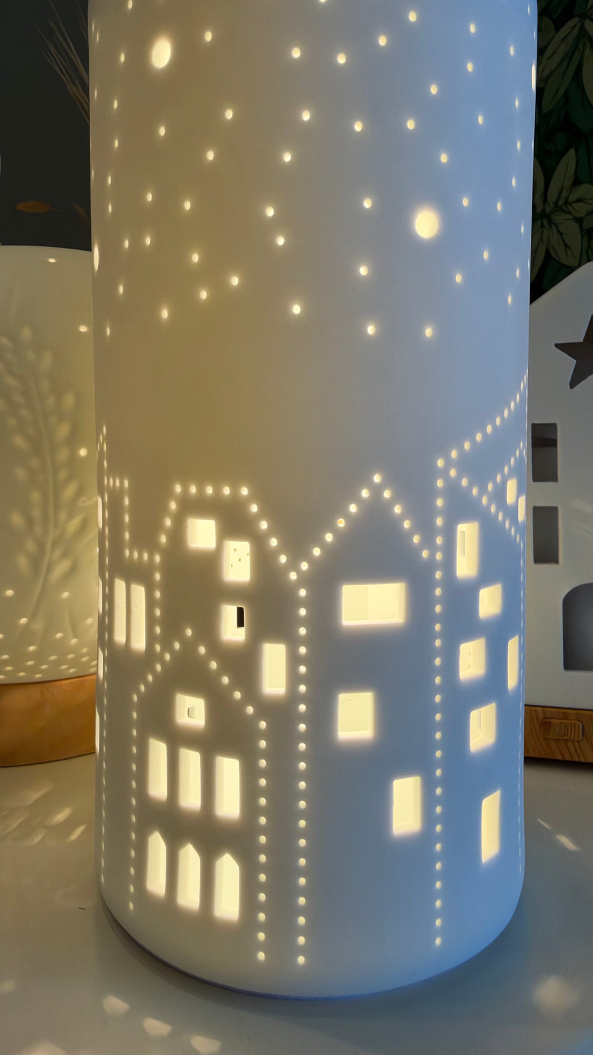 LAMPADA DIFFUSORE IN CERAMICA, Holiday essence, con oli essenziali