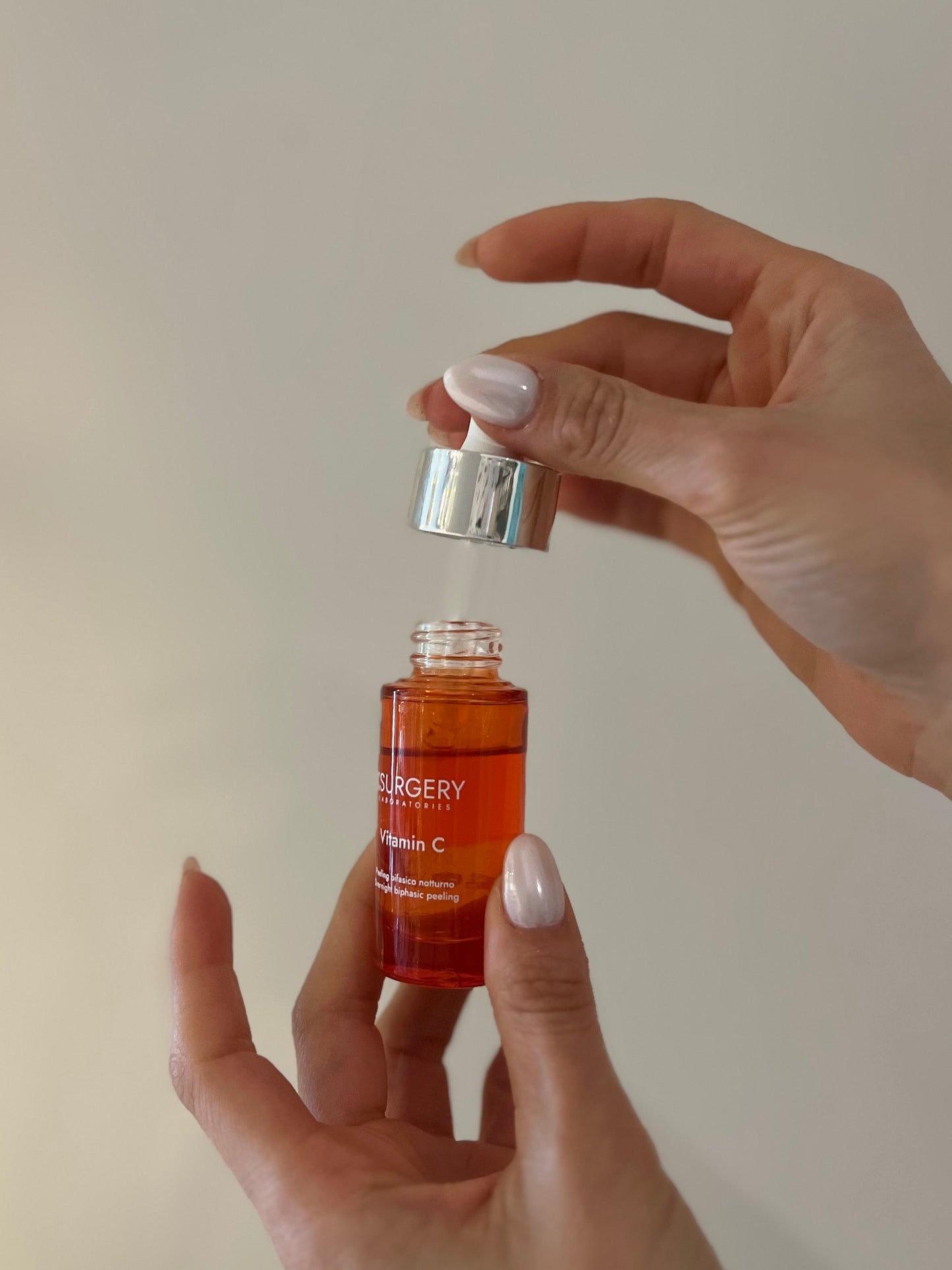 HYALURONIC VITAMIN C PEELING BIFASICO  NOTTURNO