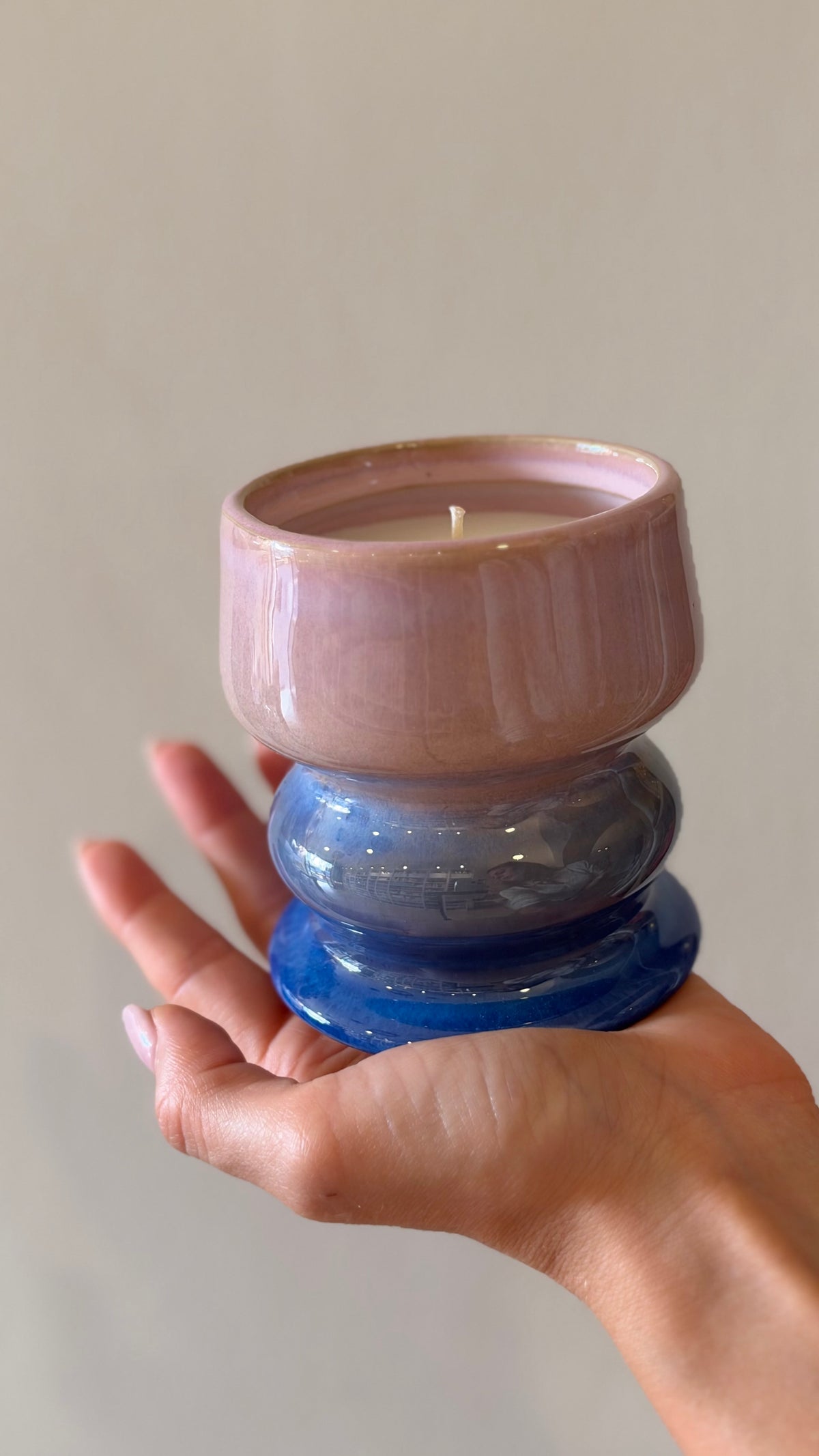 CERAMIC CANDLE LILAC BLUE, Teakwood & Jasmine