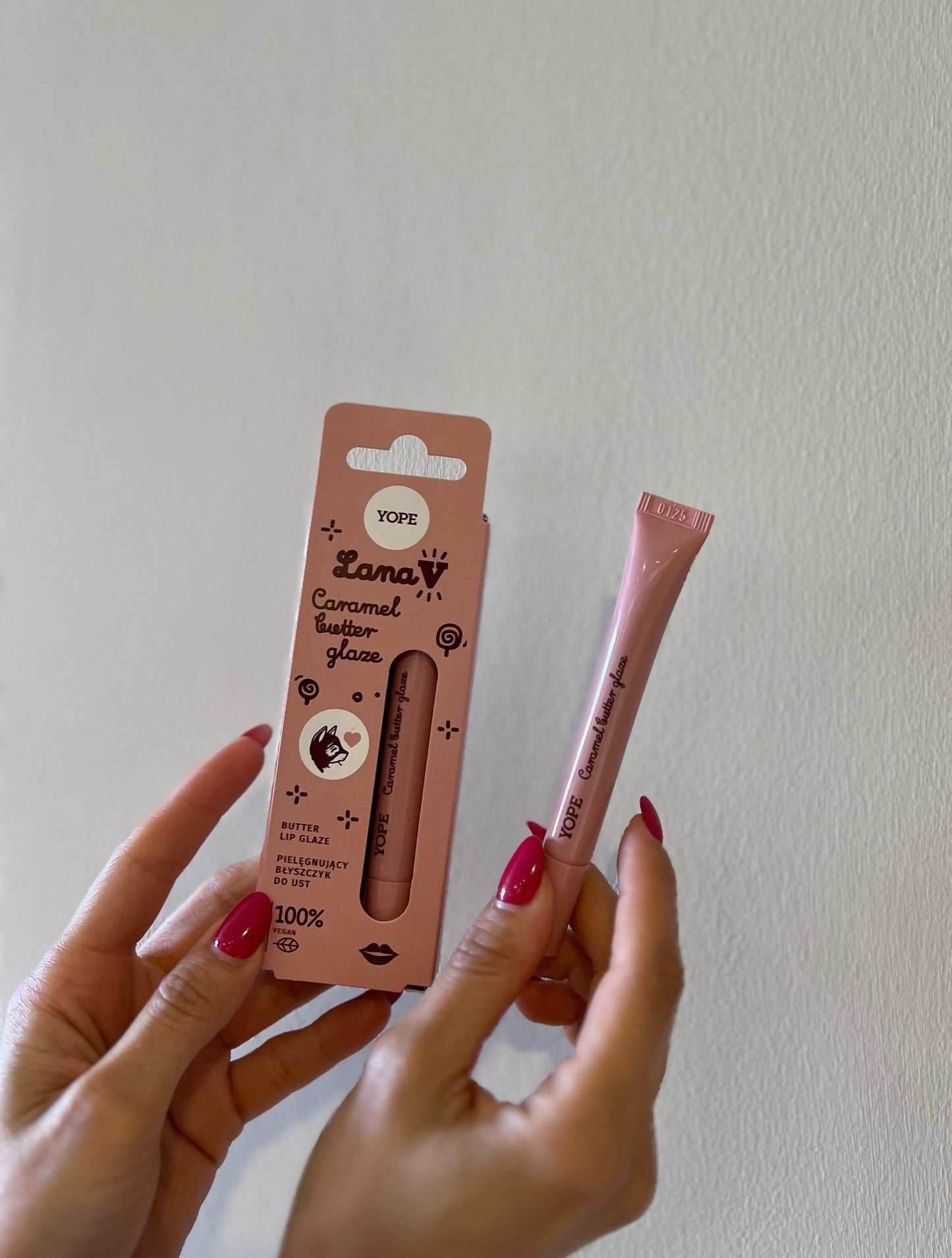 CARAMEL BUTTER LIP GLOSS - Olio labbra color caramello