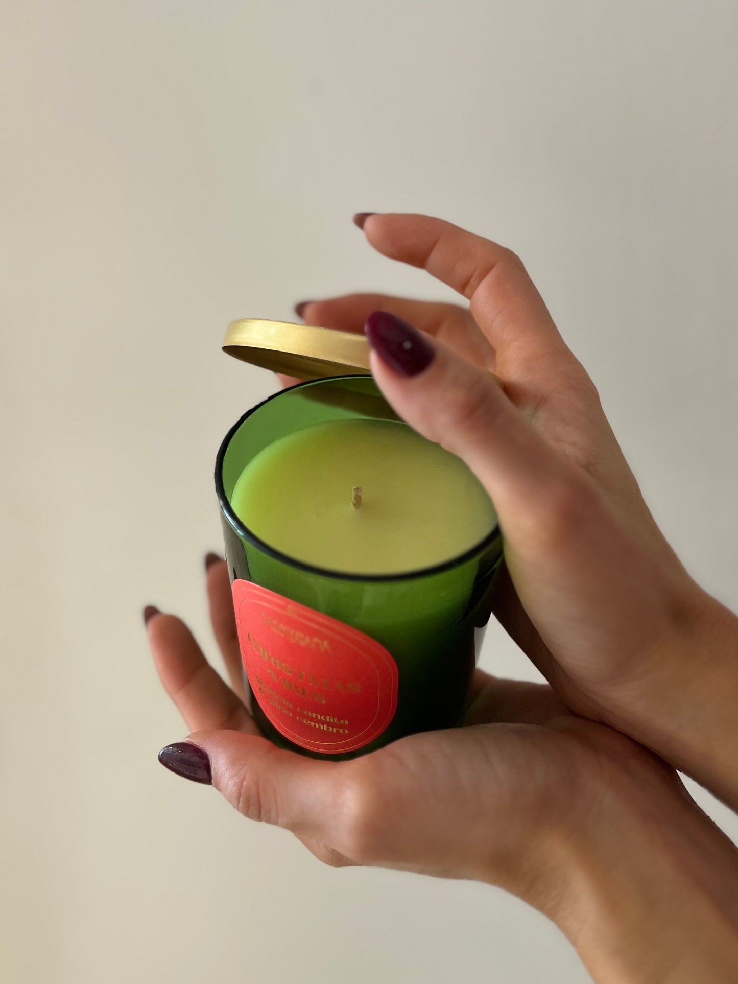 CANDELA IN CERA VEGETALE CHRISTMAS VIBES