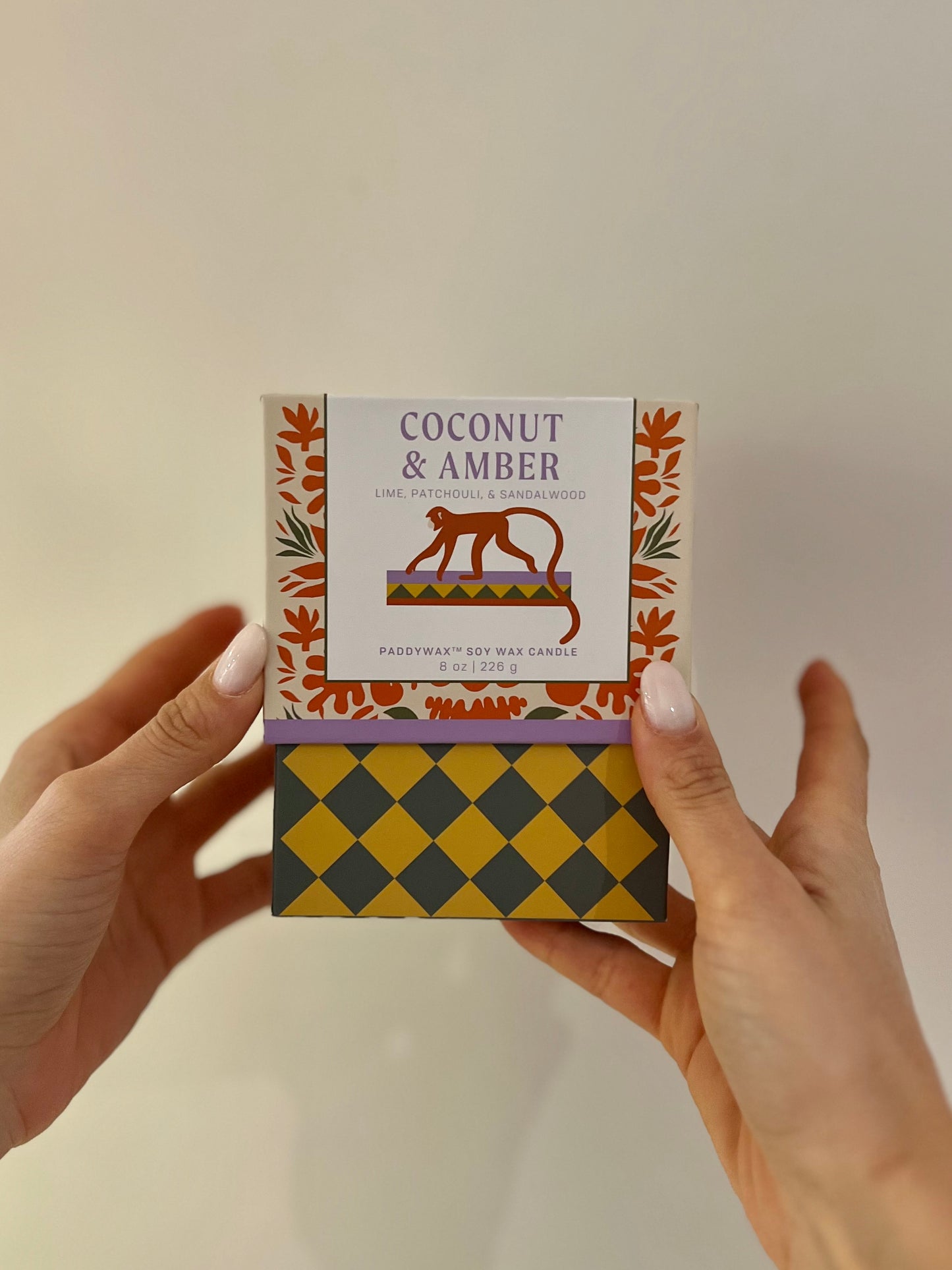 JUNGLE CERAMIC CANDLE-Coconut & Amber 225g