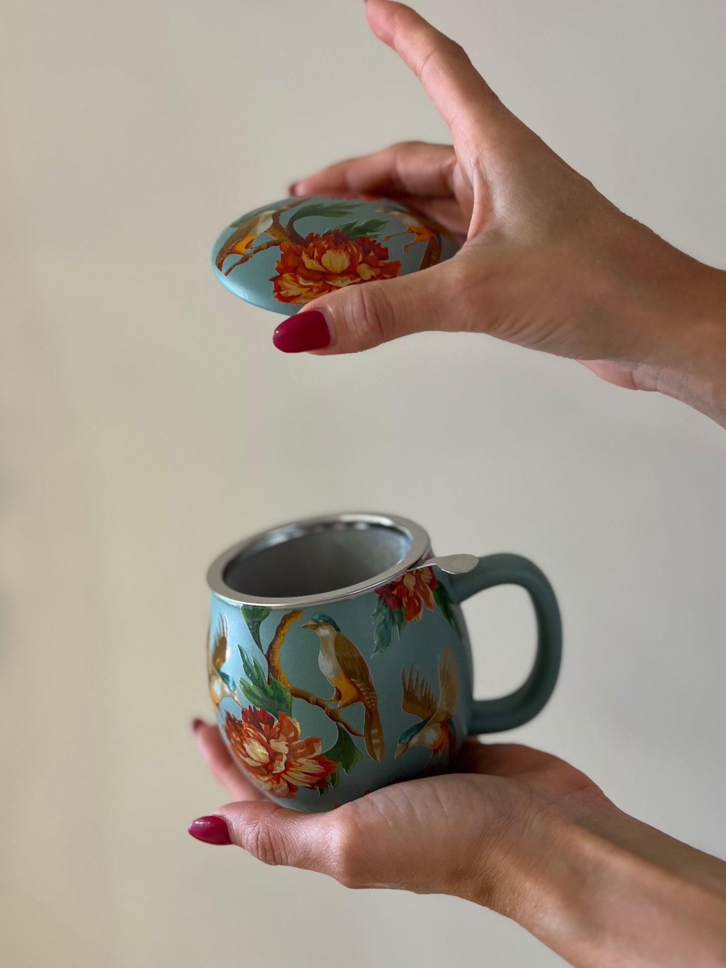 TISANIERA IN PORCELLANA Ghiandaia