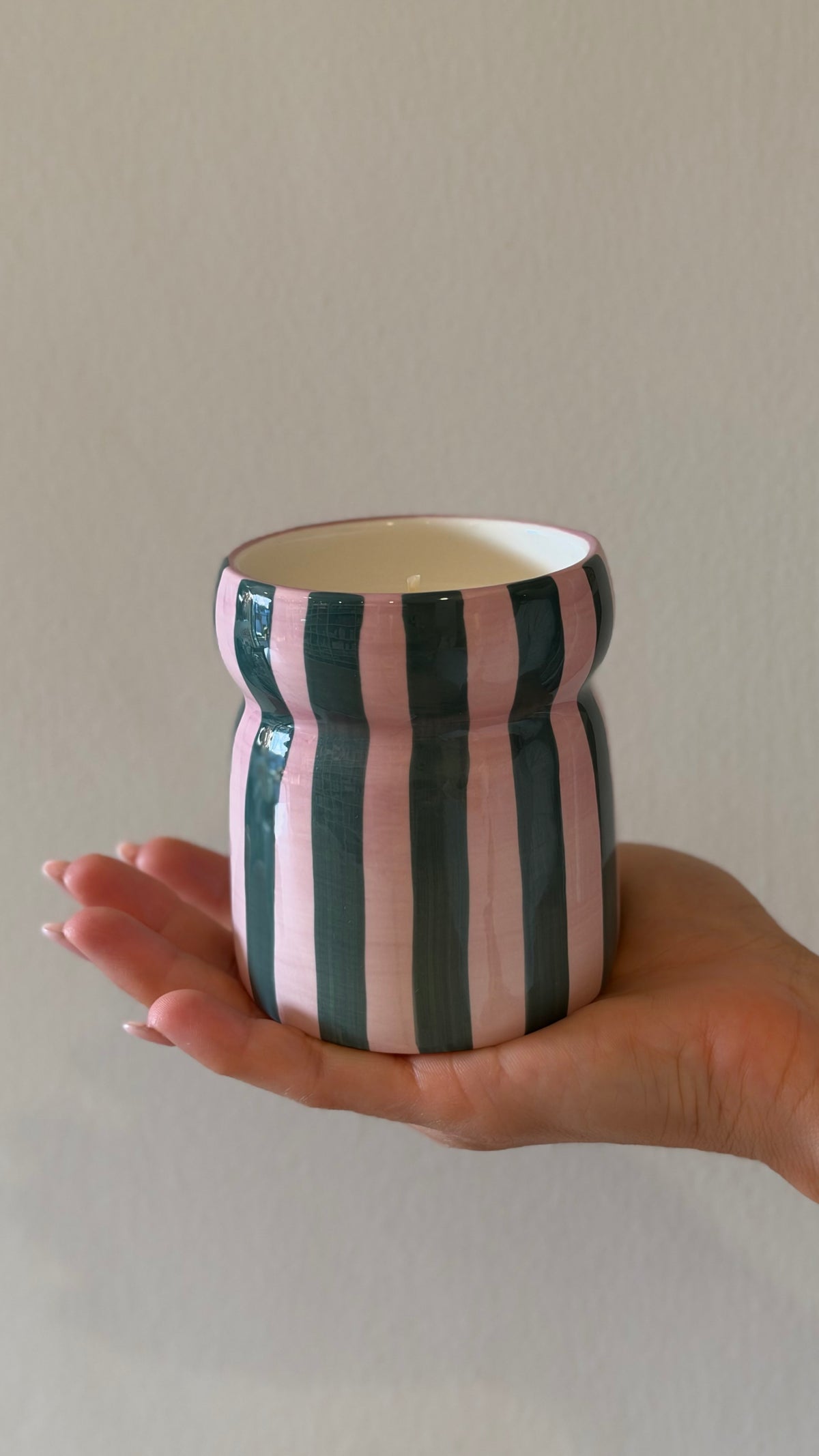 CABANA CERAMIC CANDLE, Pink/Green Striped - Cinnamon & Clove 184gr