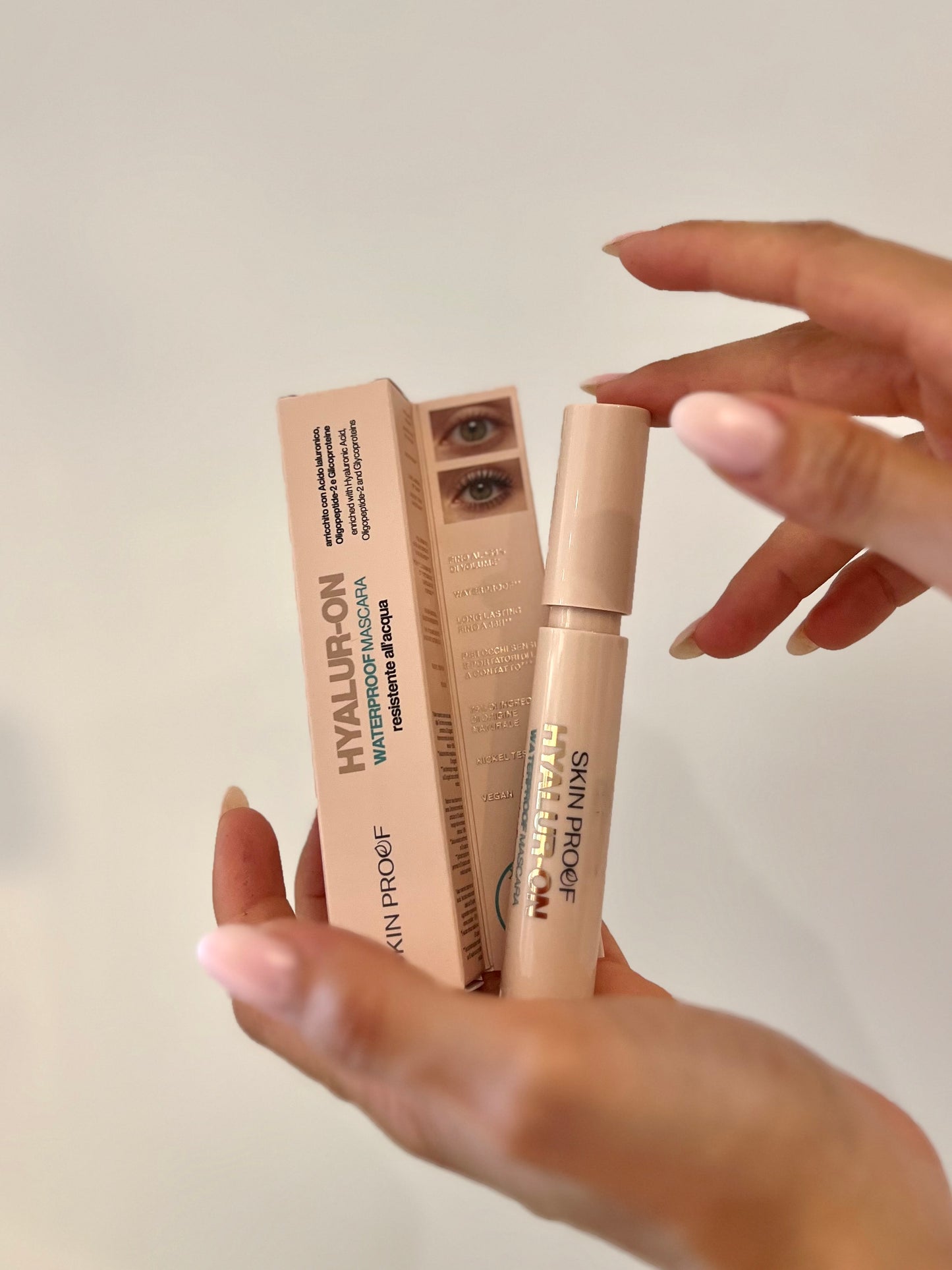 HYALUR-ON MASCARA WATERPROOF NERO INTENSO