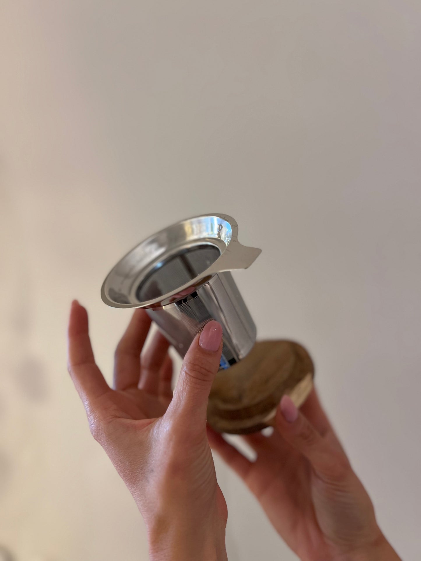 INFUSIERA "KARL" VETRO RAFFINATO TRASPARENTE E MANCICO AMBRA 300ML