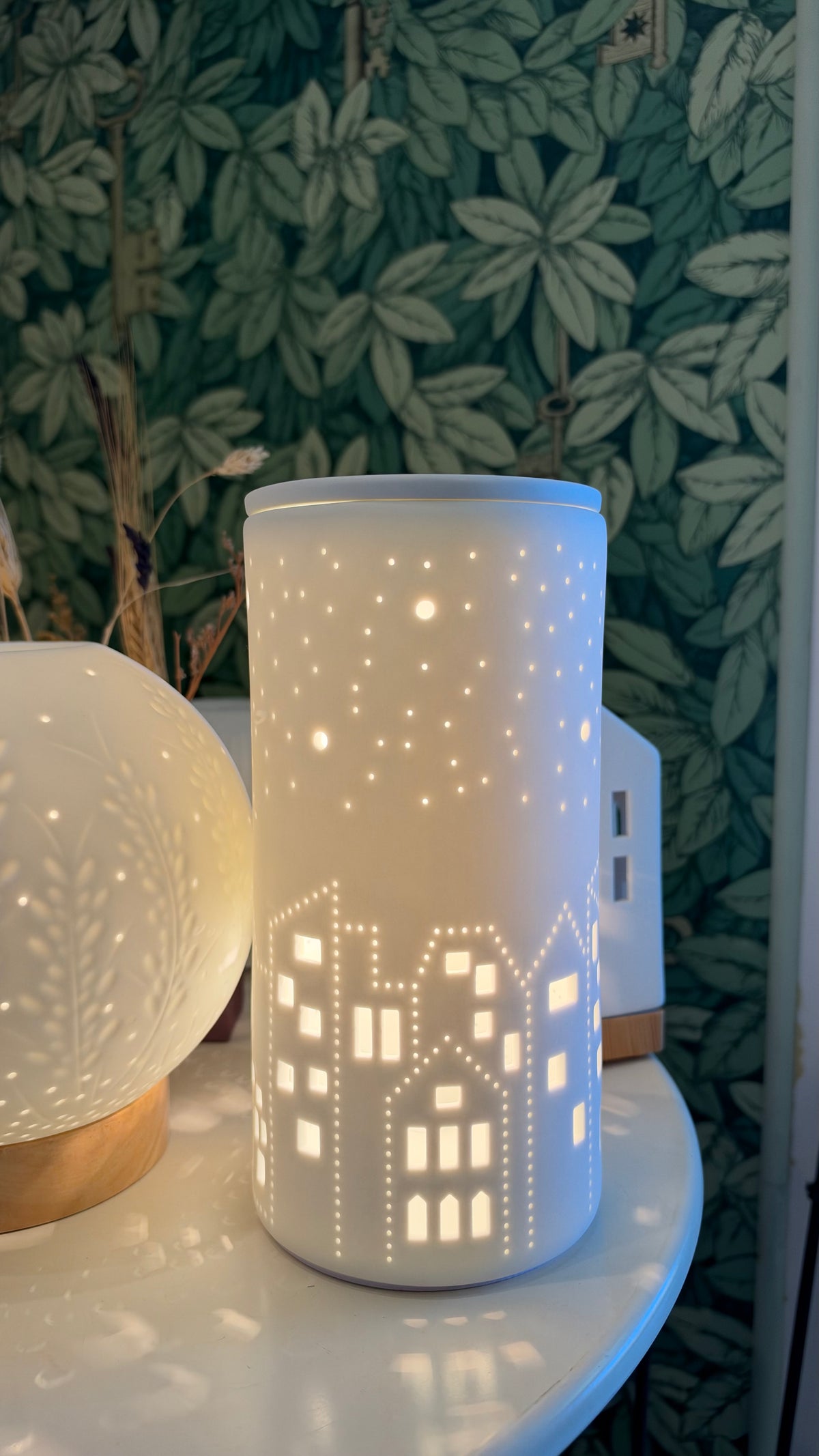 LAMPADA DIFFUSORE IN CERAMICA, Holiday essence, con oli essenziali