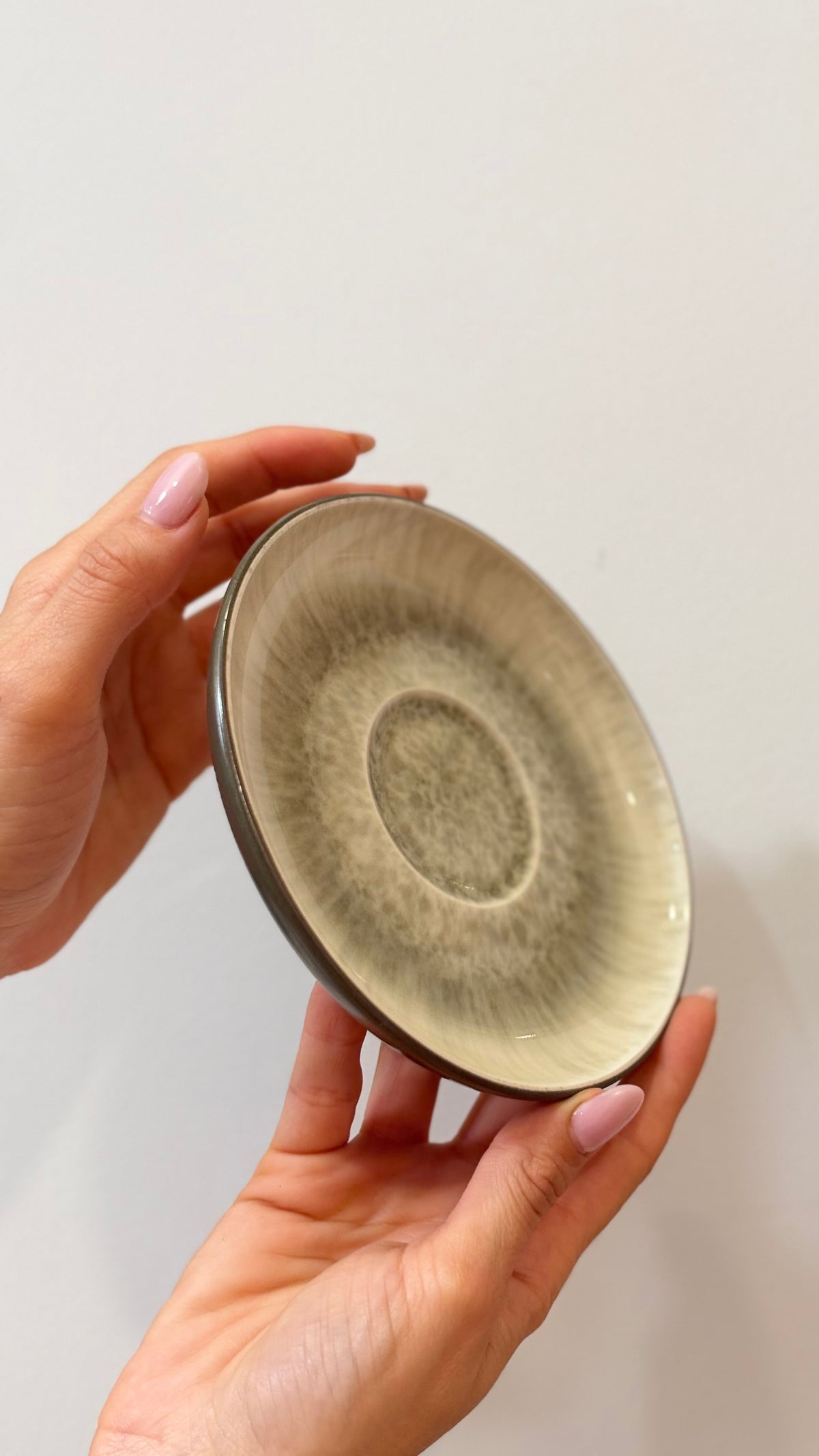 TAZZA E PIATTINO IN GRES VERDE, Oli