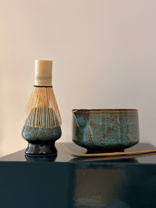 SET COMPLETO TRADIZIONALE MATCHA IN CERAMICA CON CHASEN E DOSATORE IN BAMBOO