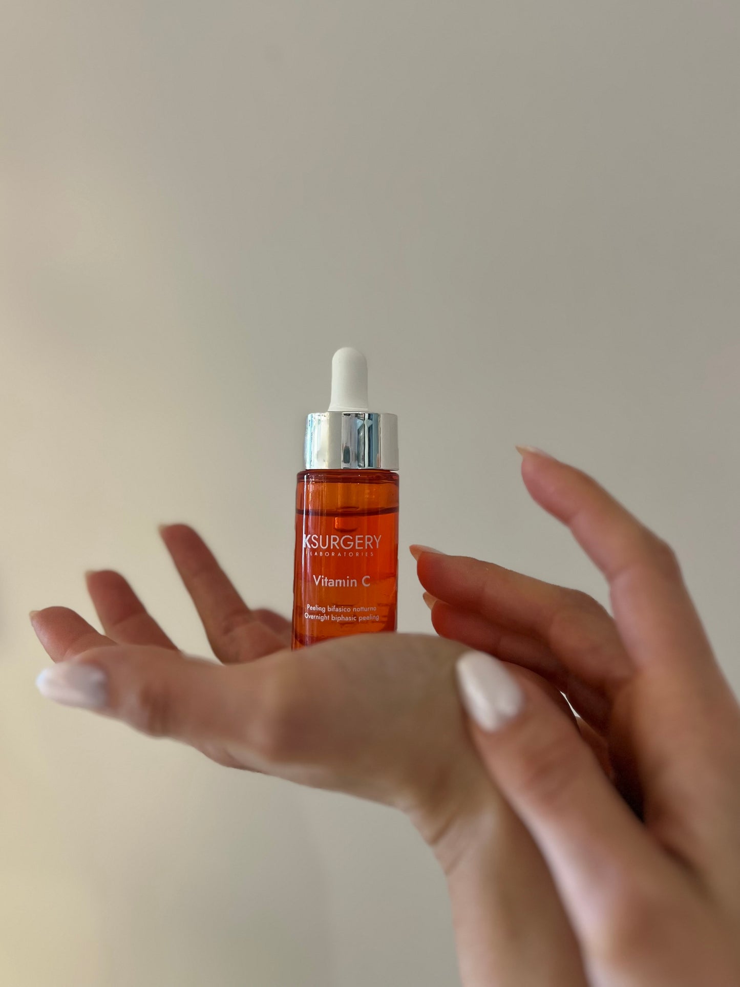 HYALURONIC VITAMIN C PEELING BIFASICO  NOTTURNO