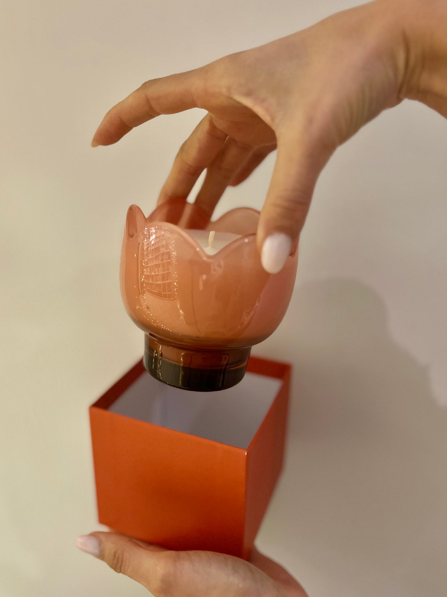 TULIP GLASS CANDLE – CACTUS FLOWER 155 gr