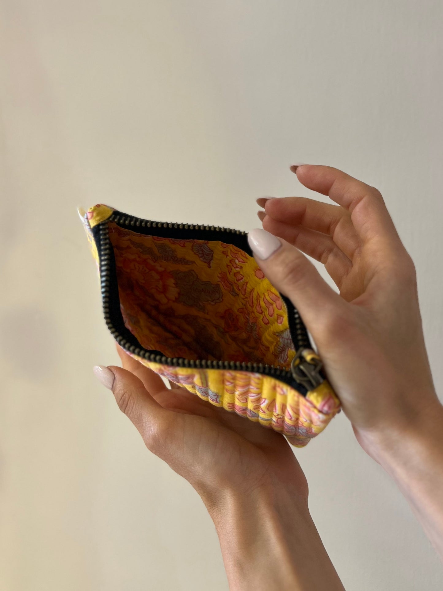 POCHETTE EN COTON “YELLOW”