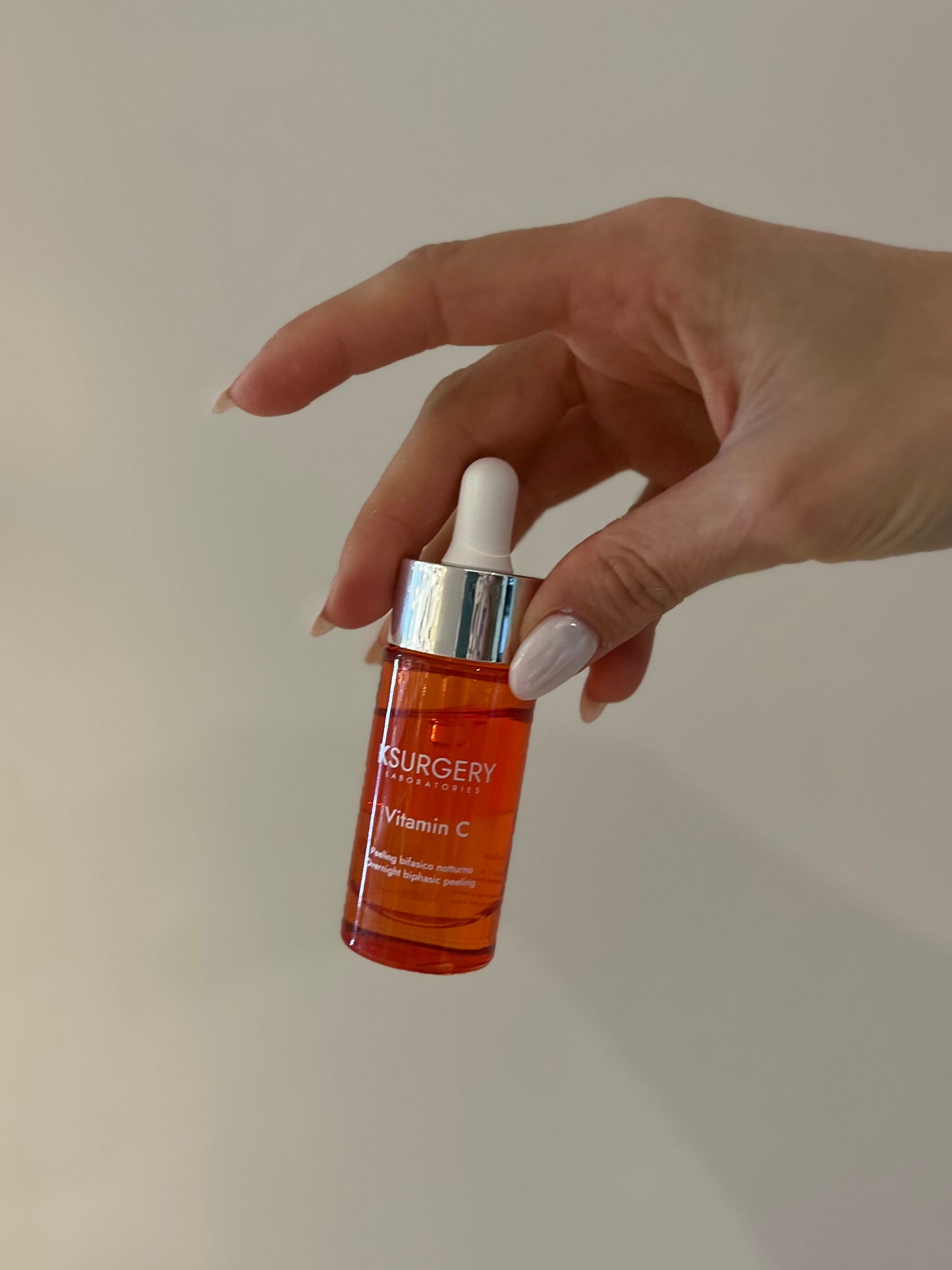 HYALURONIC VITAMIN C PEELING BIFASICO  NOTTURNO