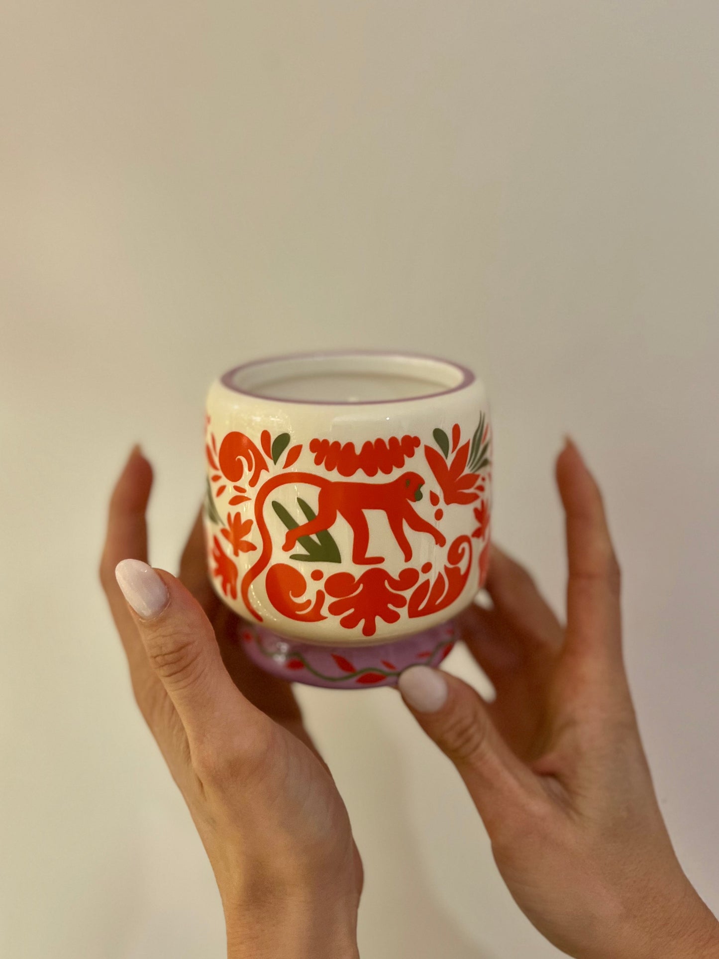 JUNGLE CERAMIC CANDLE-Coconut & Amber 225g