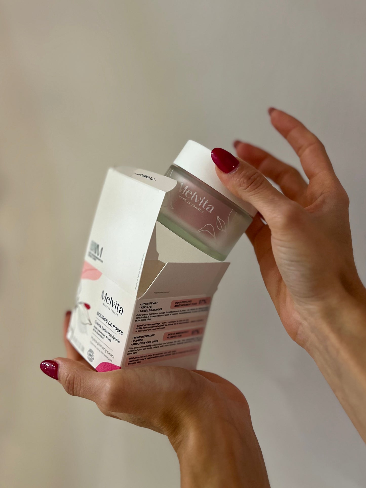 CREMA VISO RIMPOLPANTE "SOURCE DE ROSES"