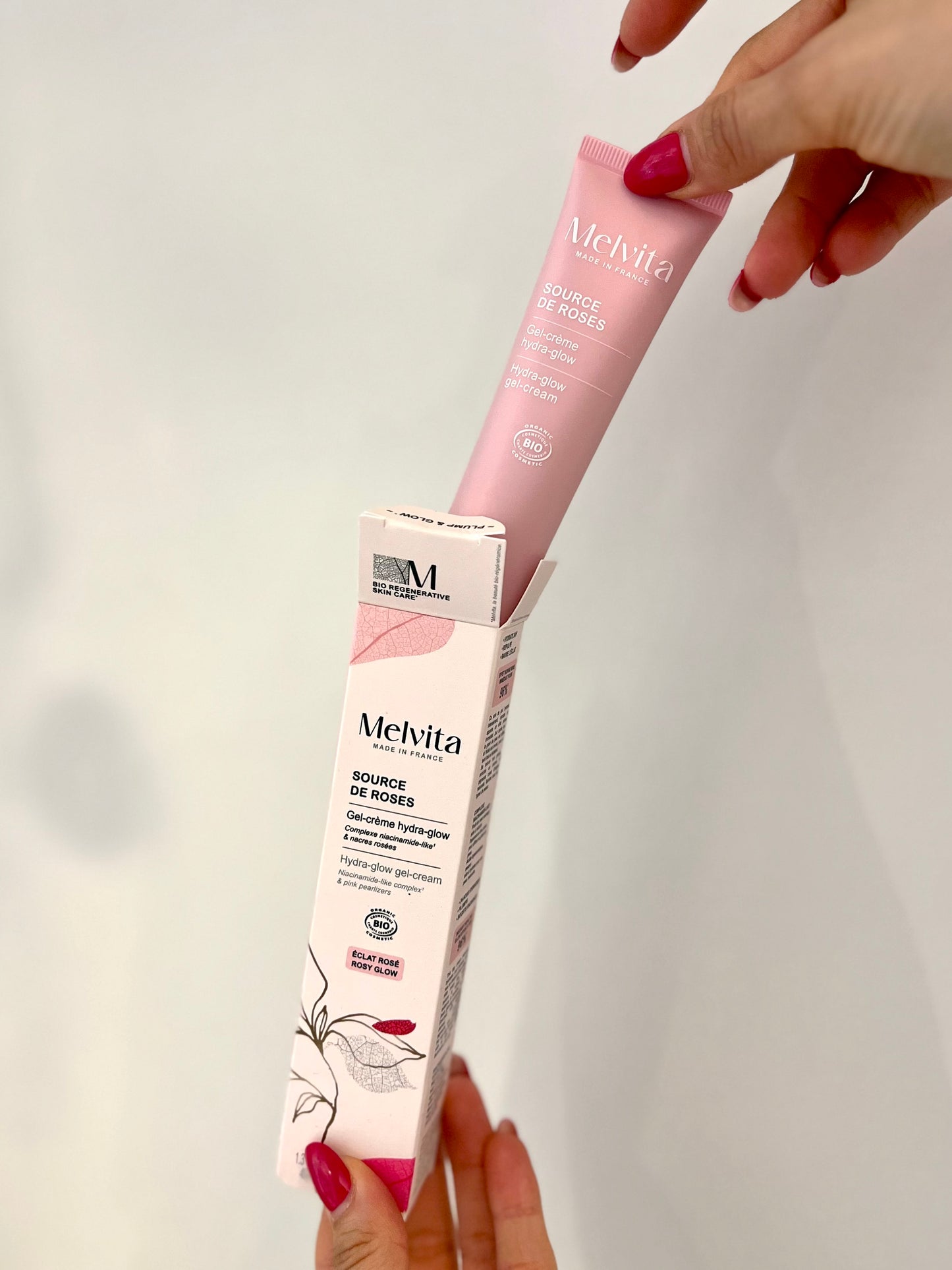GLOW CREME GEL, crema gel rimpolpante illuminante
