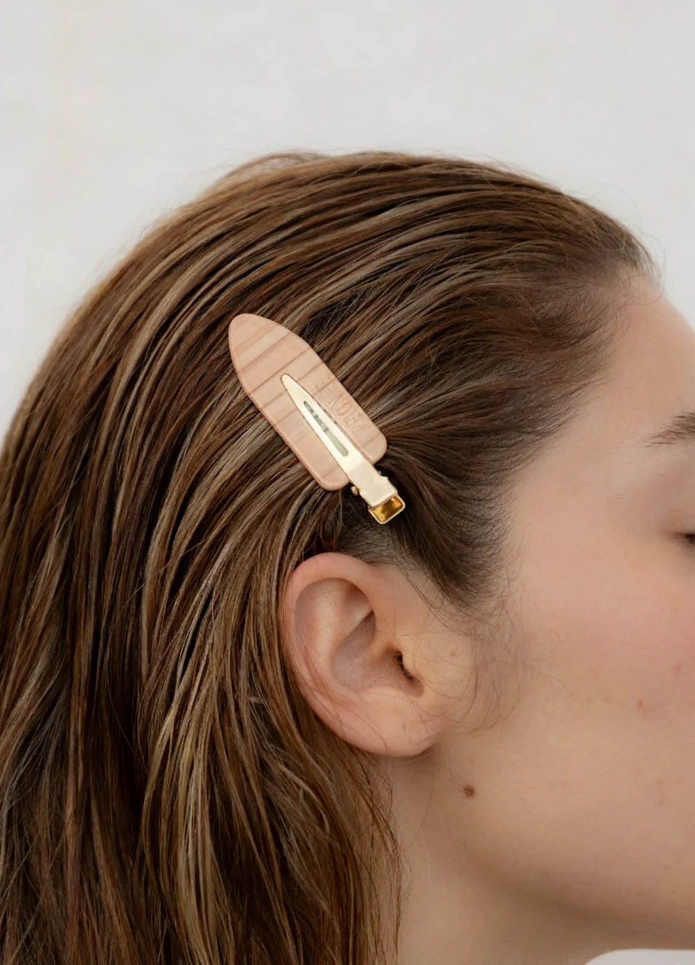 FERMAGLIO PER CAPELLI FIRMATO PEIGNÉE - TUTU'