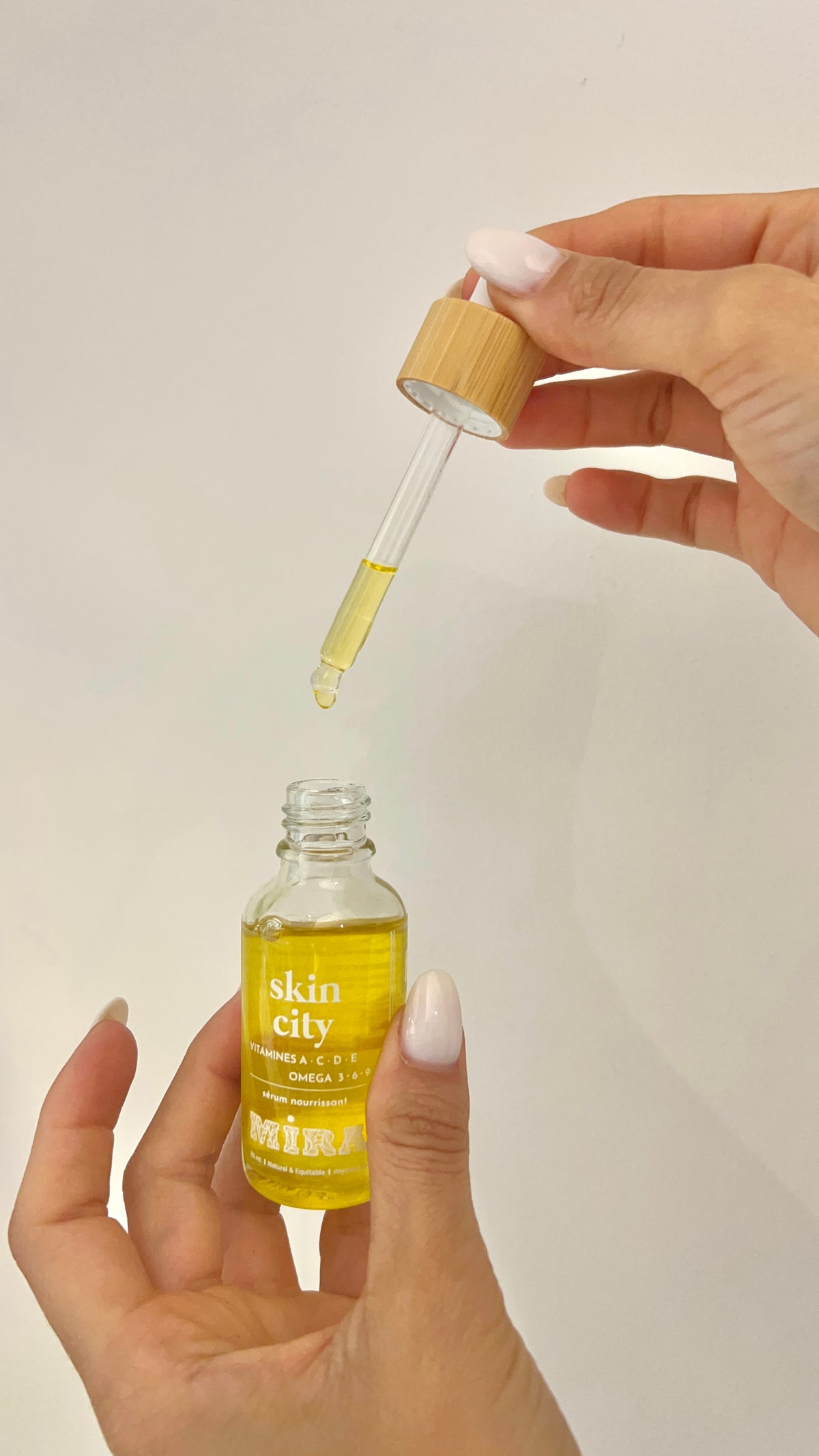 SIERO-OLIO NUTRIENTE PELLE DISIDRATATA "Skin City"