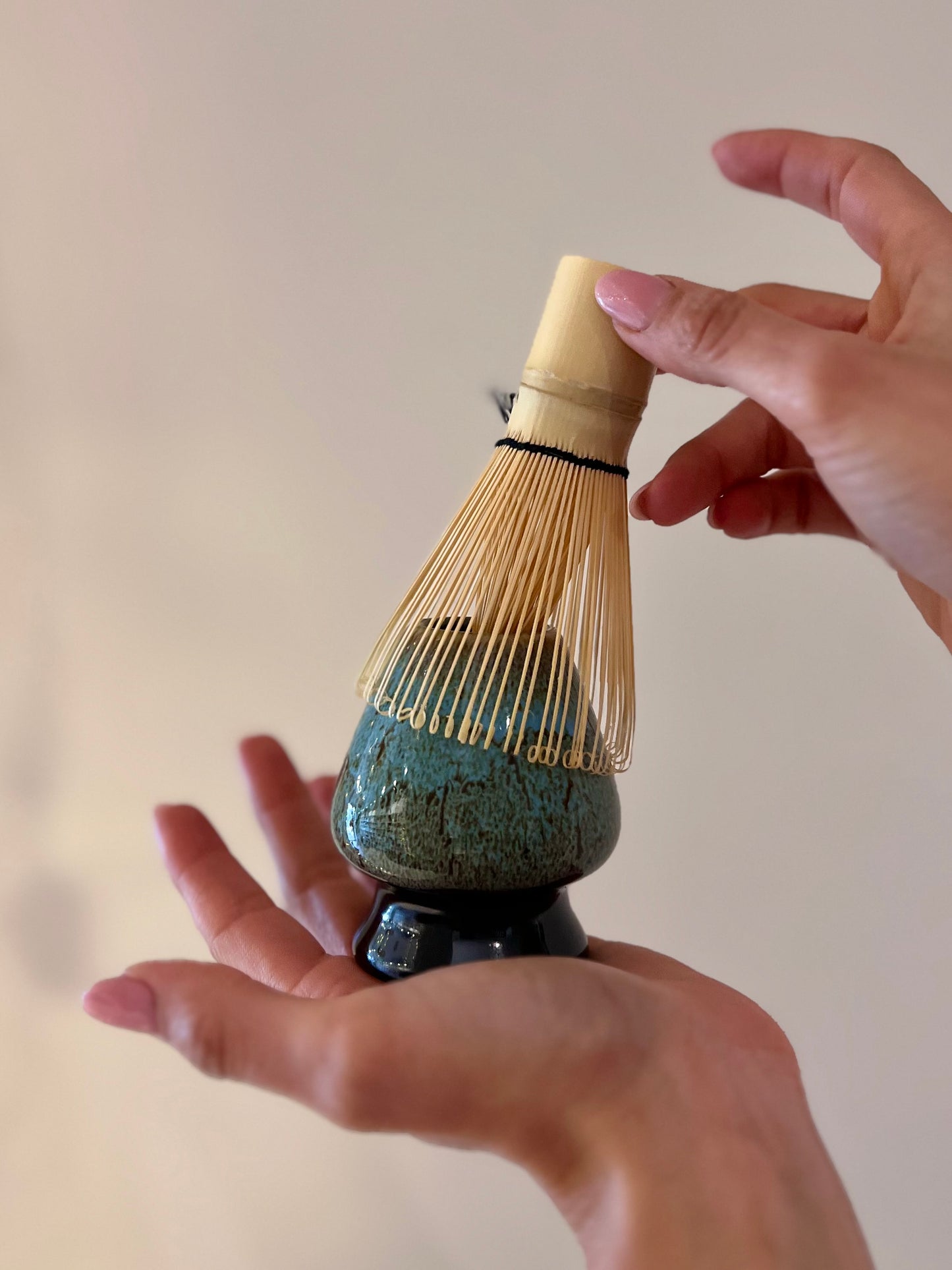 SET COMPLETO TRADIZIONALE MATCHA IN CERAMICA CON CHASEN E DOSATORE IN BAMBOO