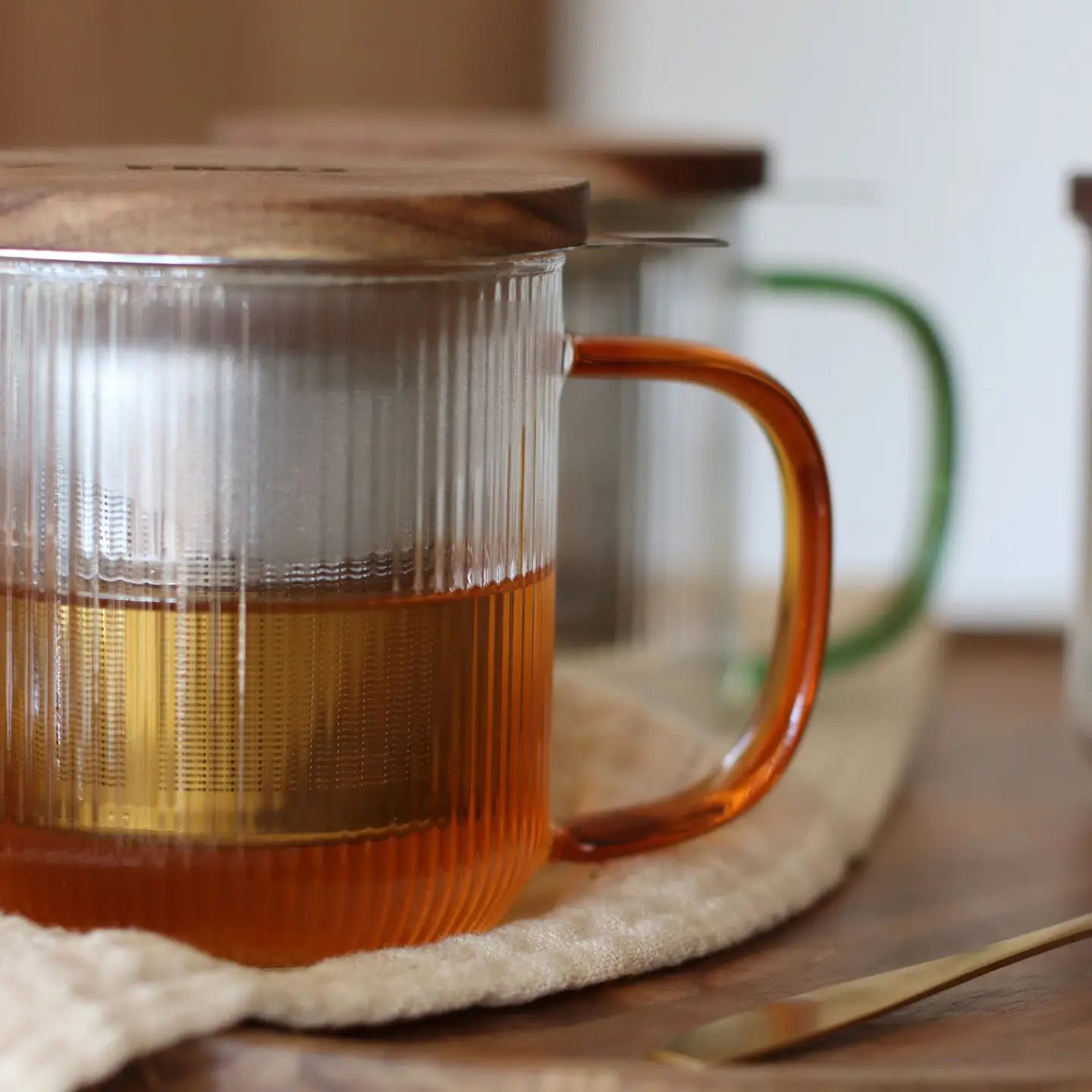 INFUSIERA "KARL" VETRO RAFFINATO TRASPARENTE E MANCICO AMBRA 300ML