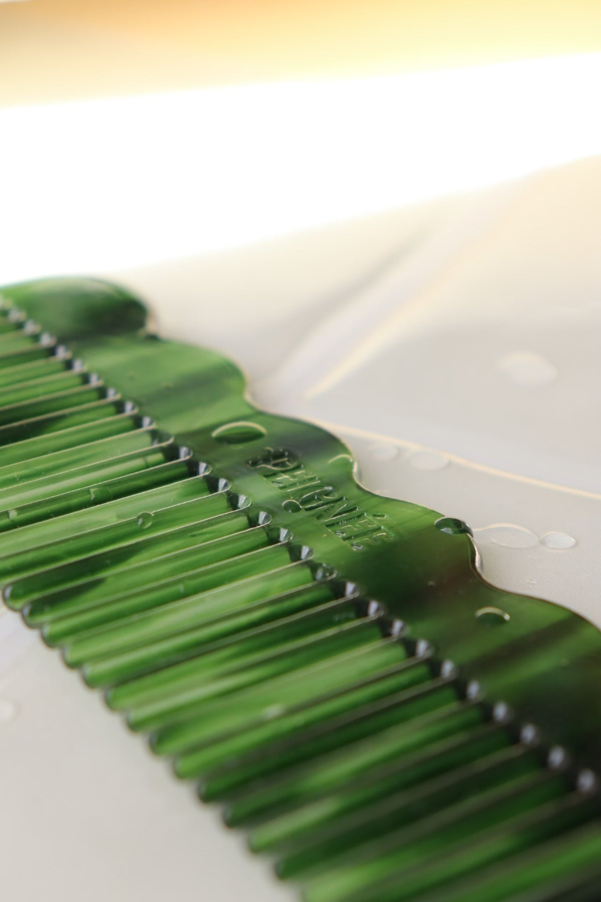 PETTINE FIRMATO PEIGNÉE - EMERAUDE