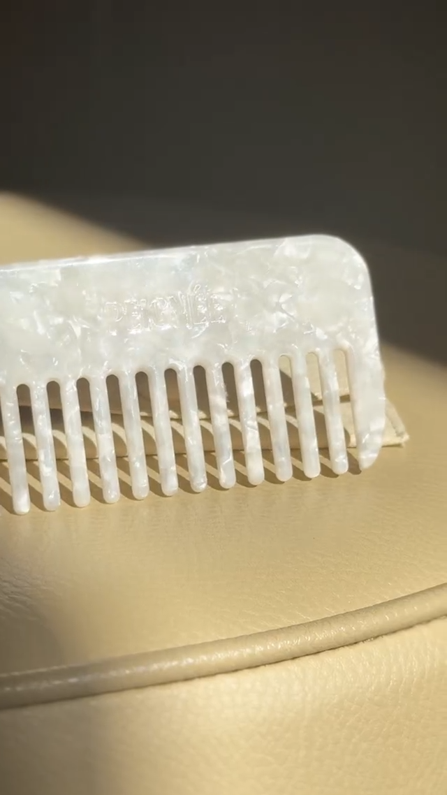 PETTINE DA VIAGGIO FIRMATO PEIGNÉE - MADREPERLA